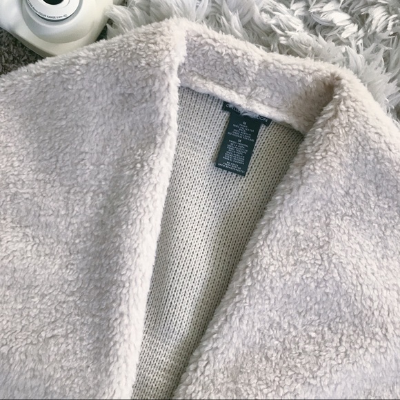 Fur / Knitted Sweater Vest - Picture 3 of 6